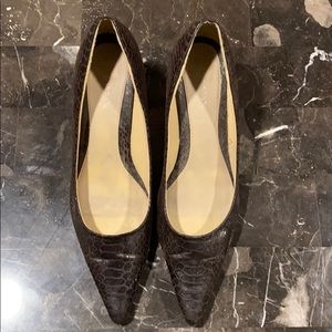 Women’s Low Brown Pump Heel